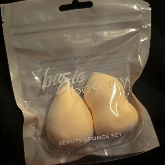 NEW Basic Beauty Sponge Set - Cream - Picture 1 of 1